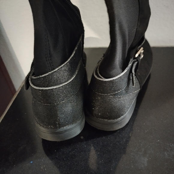 GIRLS BOOTS - Picture 3 of 6